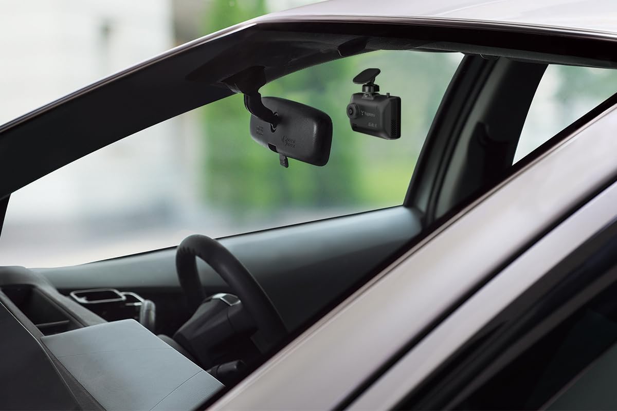 車内のドライブレコーダー