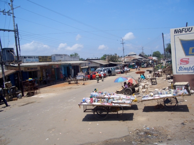 なぜアフリカは資源が豊富なのに貧困が続くのか